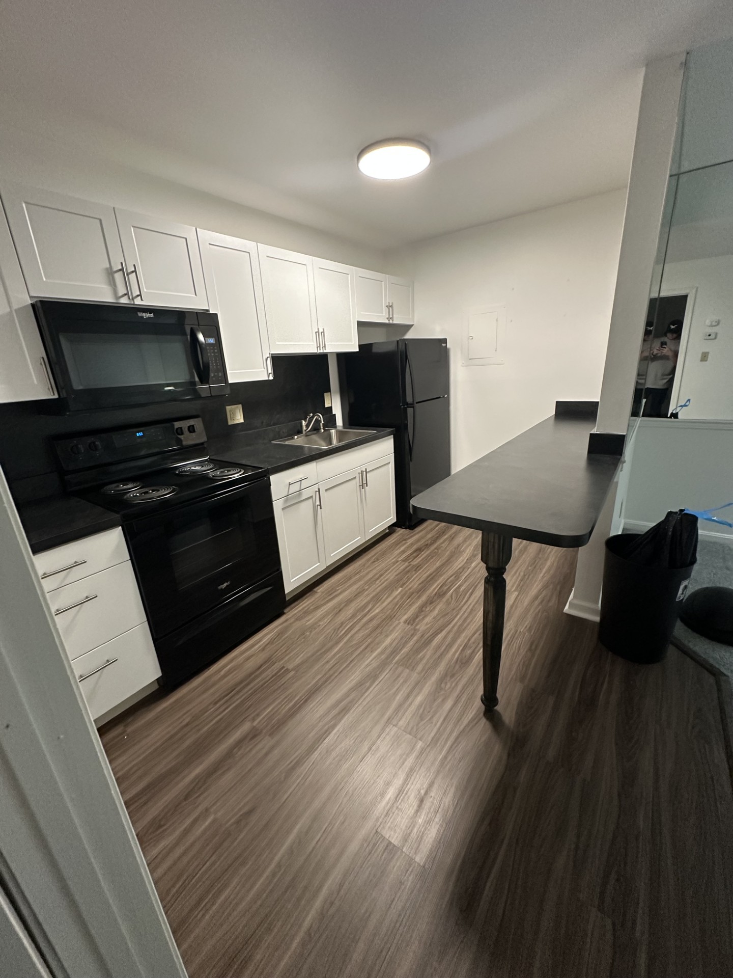 4215 Sussex Drive, Apt. 6