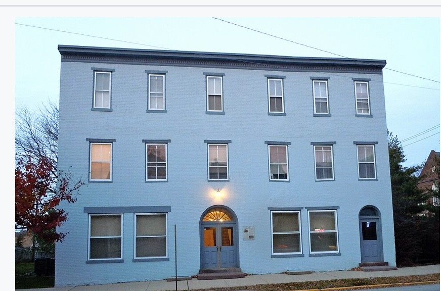 40 E. Main #4