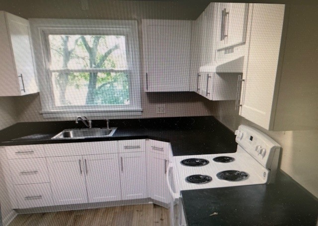 225 W. Areba Avenue - Apt. C