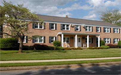 810 S. College St., Apt 1