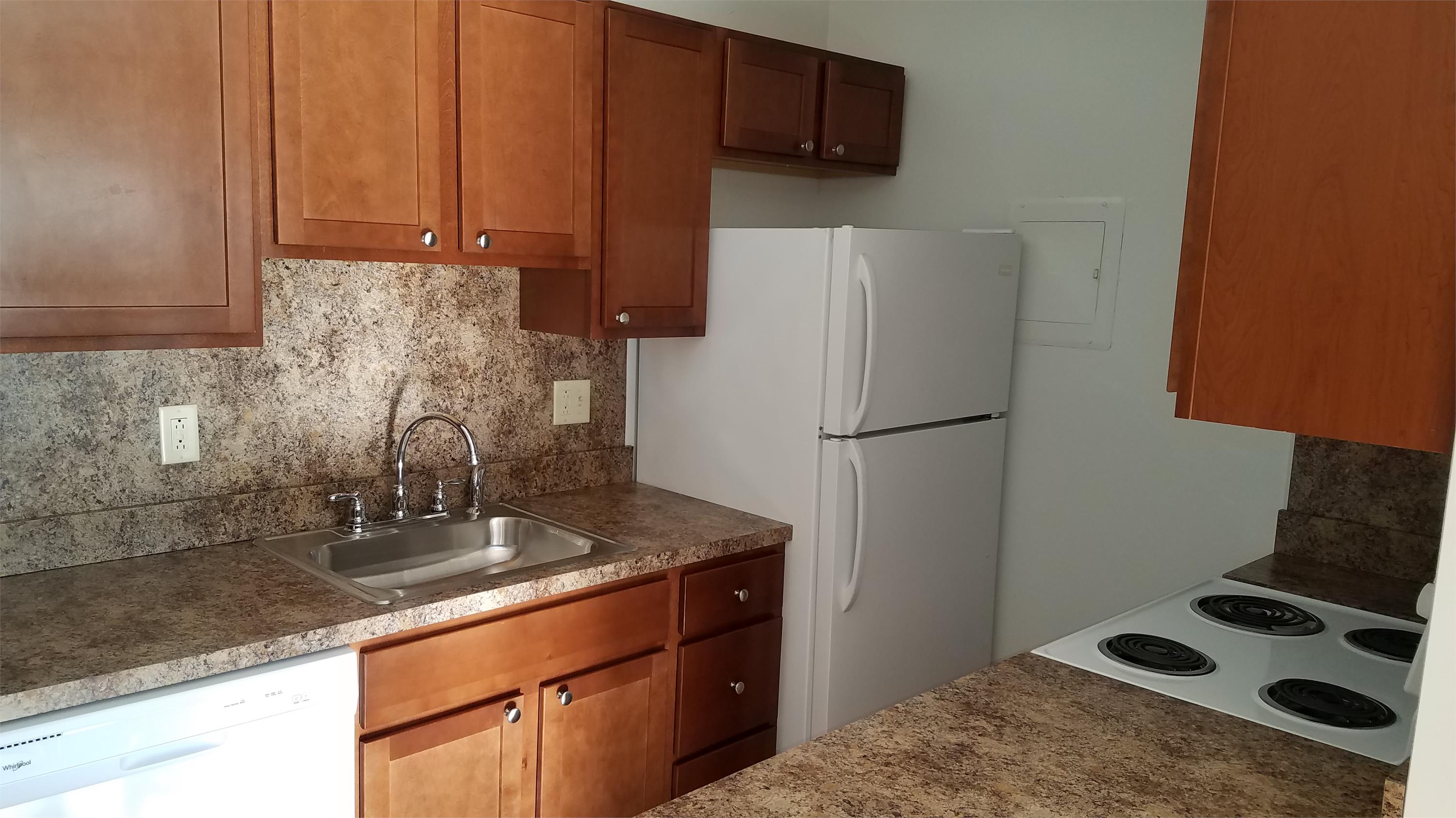 4225 Sussex Drive, Apt. 25